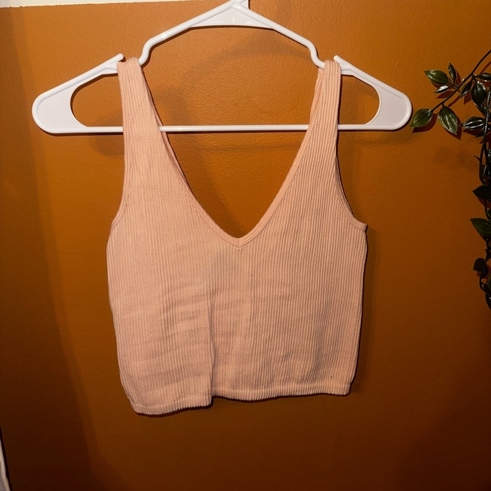 Pink ribbed tank top